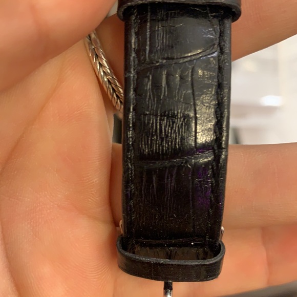 Watch - Picture 3 of 3